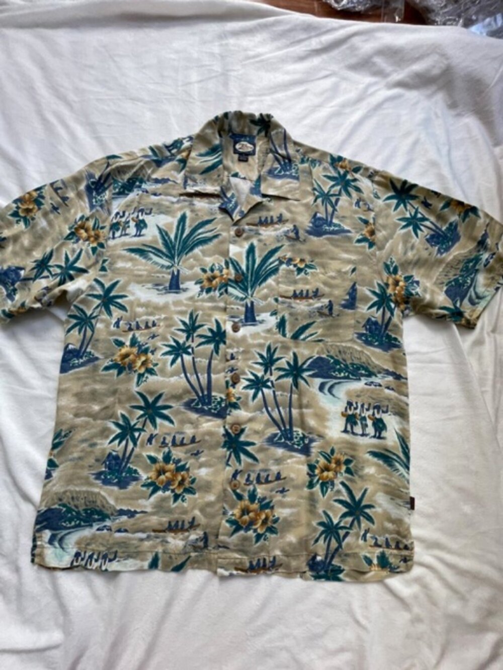 Tommy Bahama Men’s Vintage Hawaiian Shirts, Beige Blue, Size M